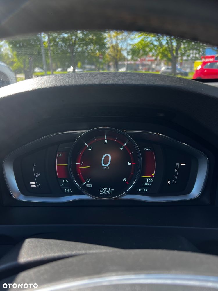 Volvo V60 - 15