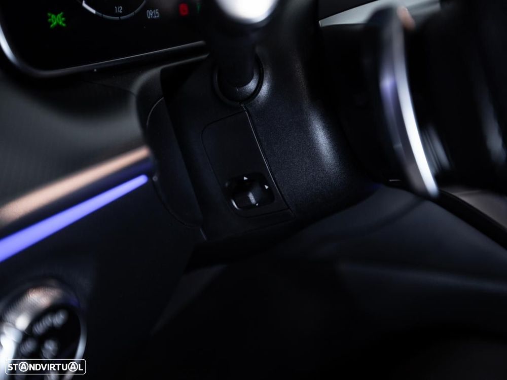 Mercedes-Benz C 300 e T 9G-TRONIC AMG Line - 19