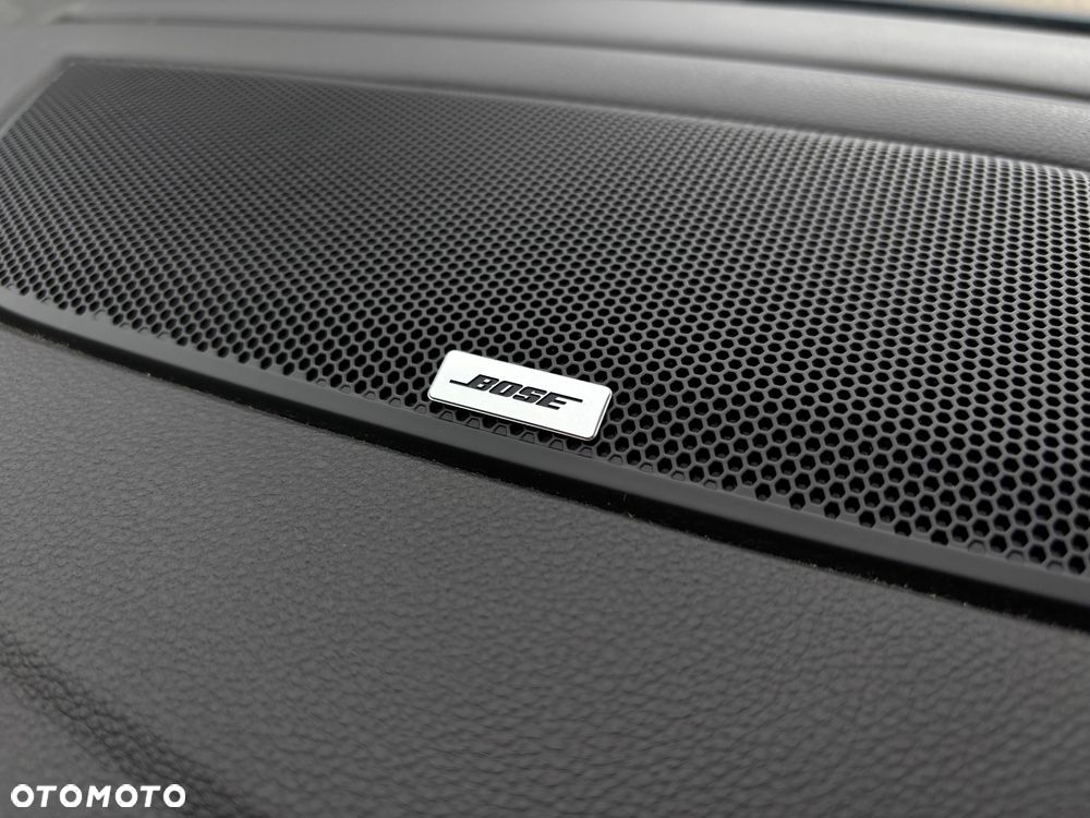 Renault Megane ENERGY dCi 130 BOSE EDITION - 39