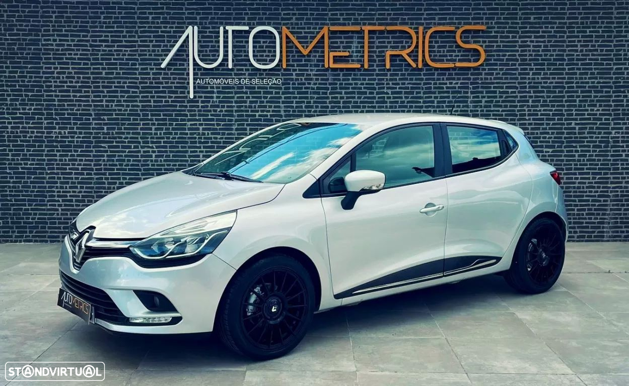 Renault Clio 0.9 TCe Limited Bi-Fuel - 23
