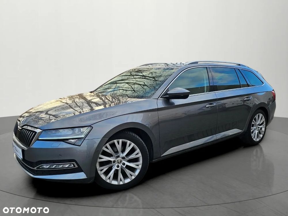 Skoda Superb 2.0 TDI SCR 4x4 Style DSG - 9