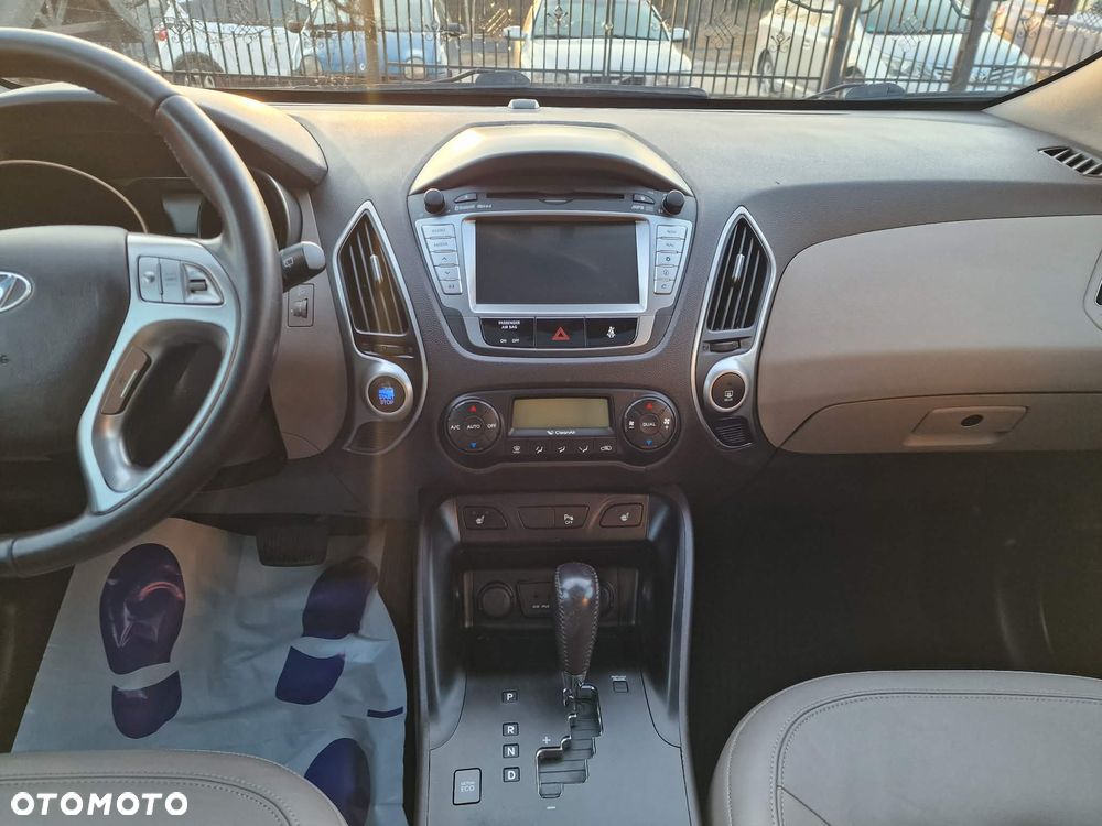 Hyundai ix35 2.0 CRDi 4WD Automatik Premium - 17