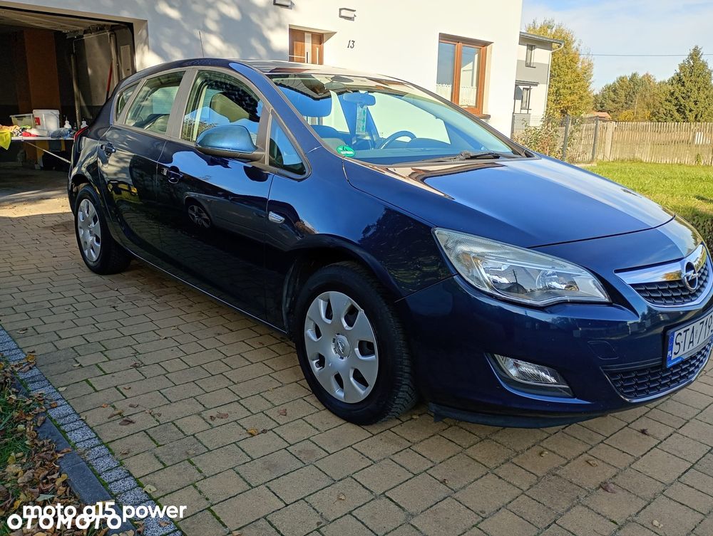 Opel Astra IV 1.6 Essentia - 5