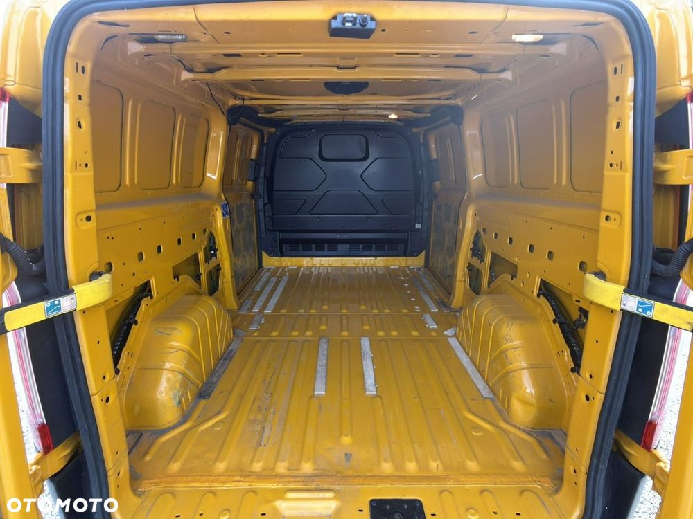 Ford Transit Custom - 14