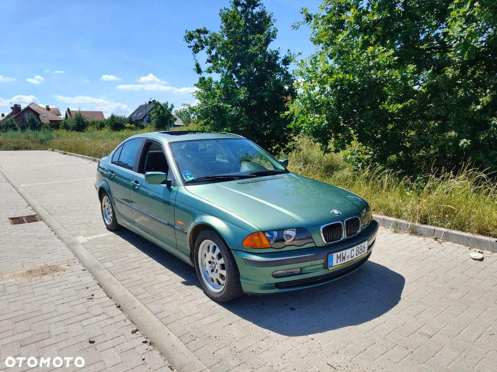 BMW Seria 3 - 1