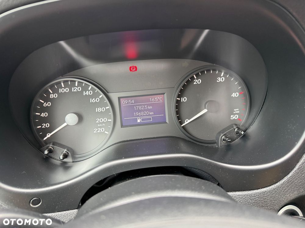 Mercedes-Benz Vito - 20