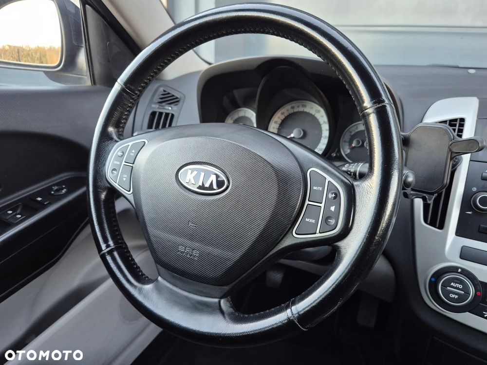 Kia Ceed 1.6 Comfort - 11