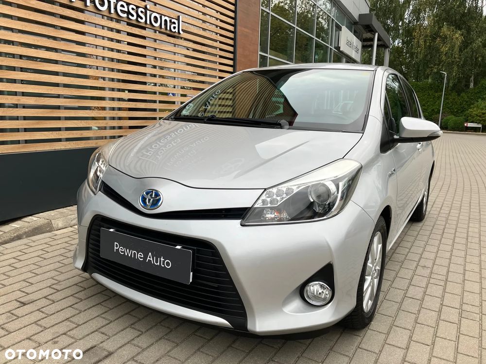 Toyota Yaris Hybrid 100 Premium