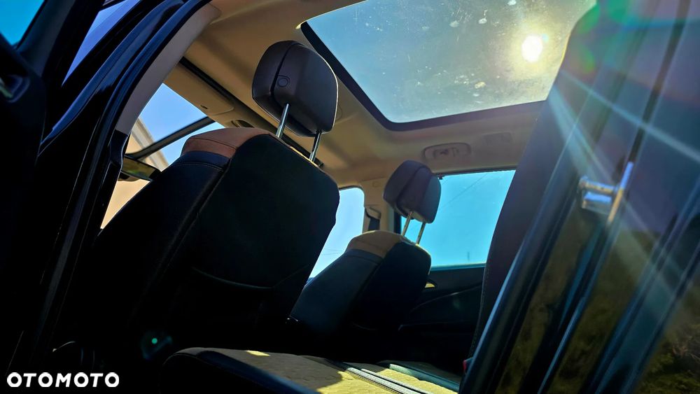 Opel Zafira Tourer 2.0 CDTI Innovation - 23