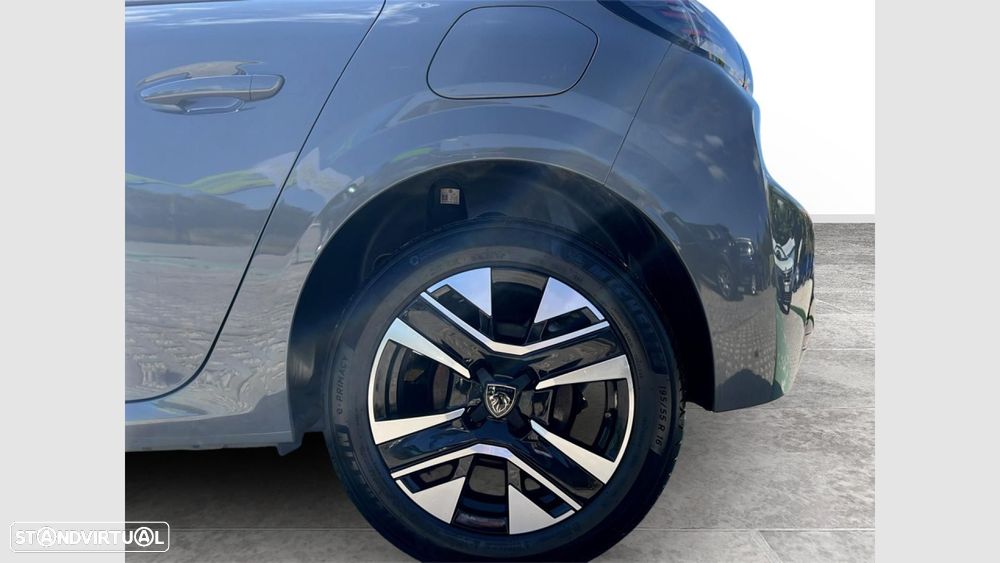 Peugeot 208 1.2 Hybrid Allure e-DCS6 - 11