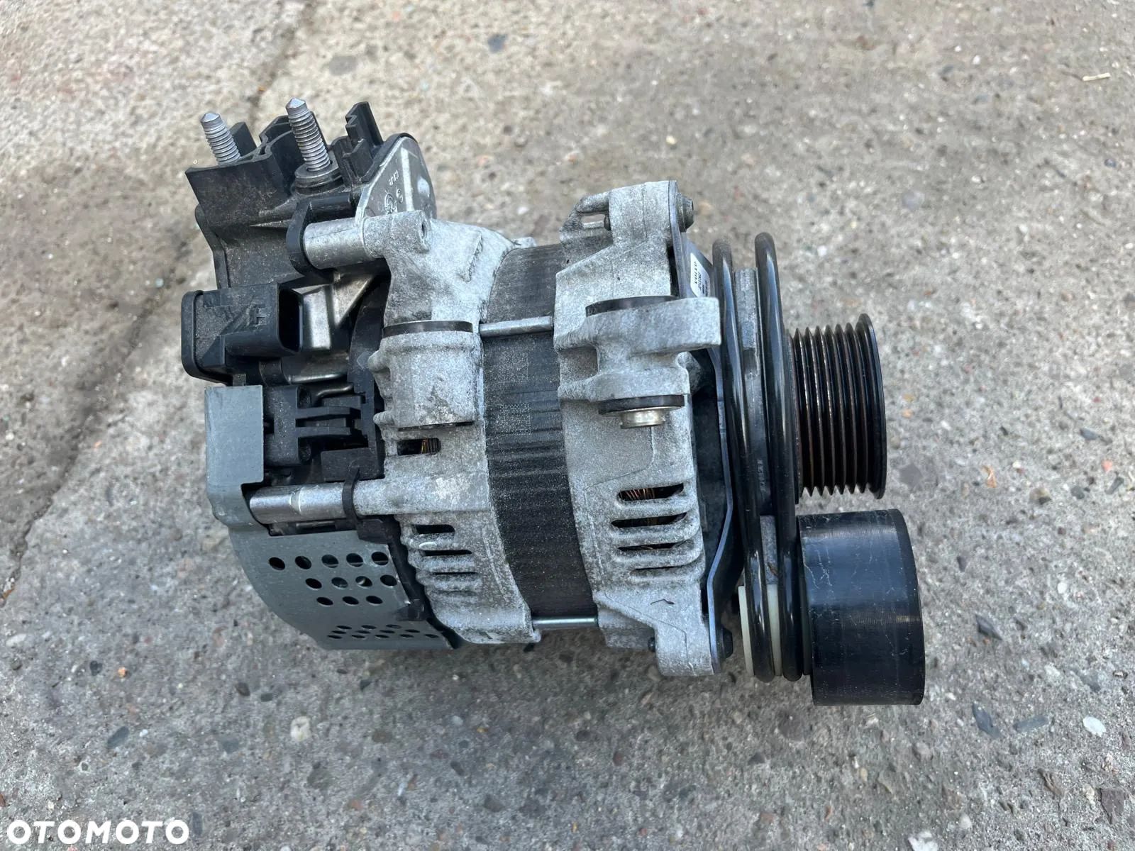 alternator volvo 32301041 xc60 xc90 s90 v90 v60 II idealny 20 tys km - 1