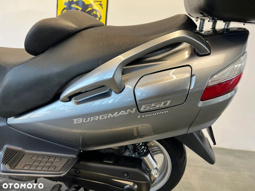 Suzuki Burgman - 12
