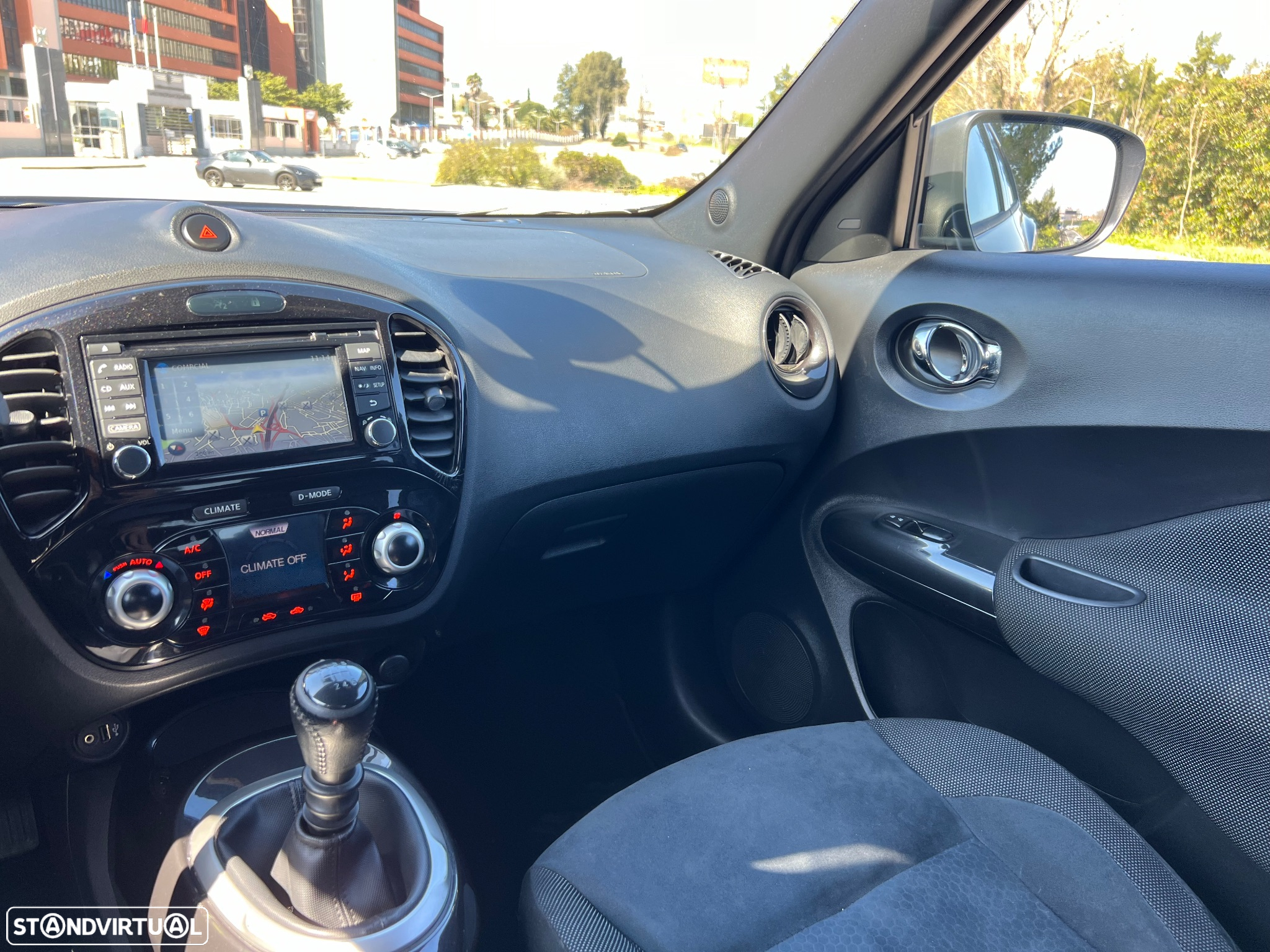 Nissan Juke 1.2 DIG-T Acenta Connect - 28