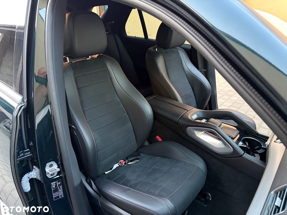 Mercedes-Benz GLE 400 d 4Matic 9G-TRONIC AMG Line - 22