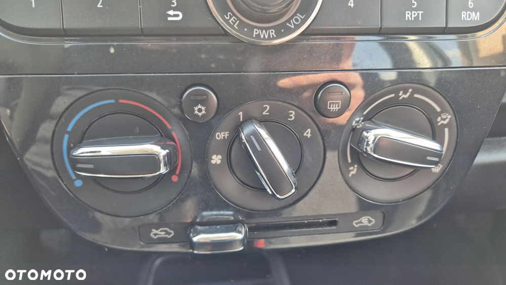 Mitsubishi Space Star 1.0 - 11