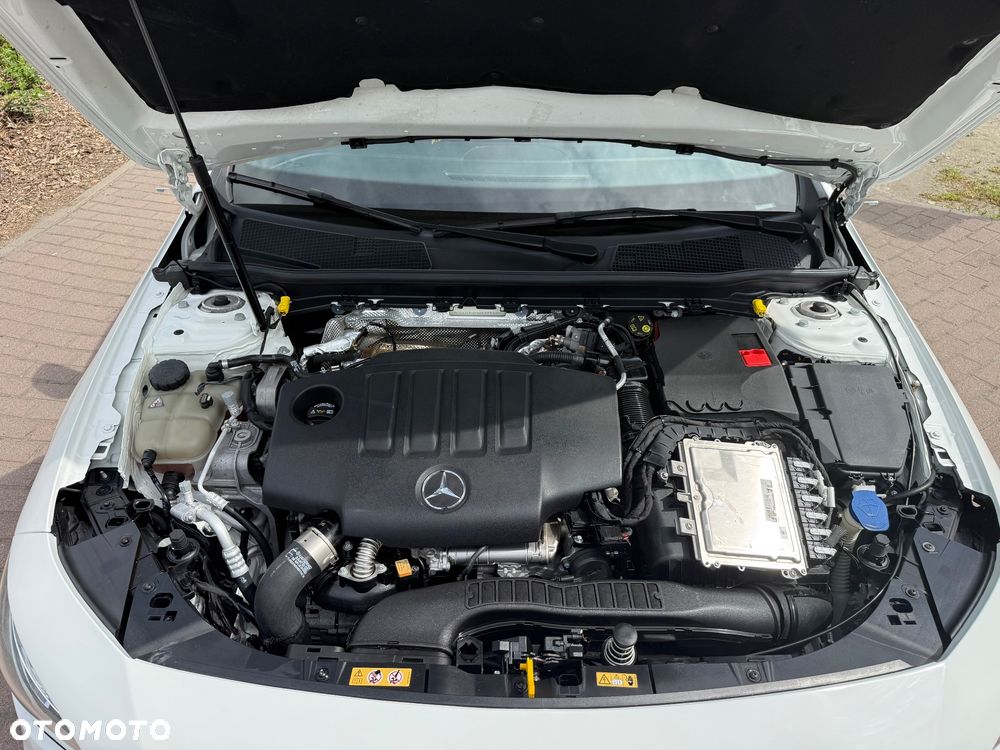 Mercedes-Benz CLA 180 d 8G-DCT AMG Line Advanced Plus - 18