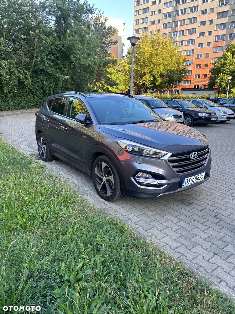 Hyundai Tucson 2.0 CRDI 4WD Automatik Premium - 3