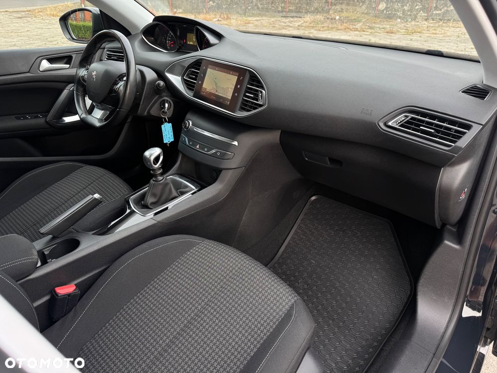 Peugeot 308 1.5 BlueHDi Active S&S - 10