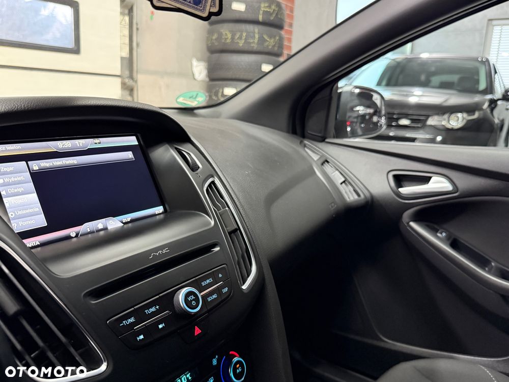 Ford Focus 1.5 TDCi DPF Start-Stopp-System ST-Line - 26