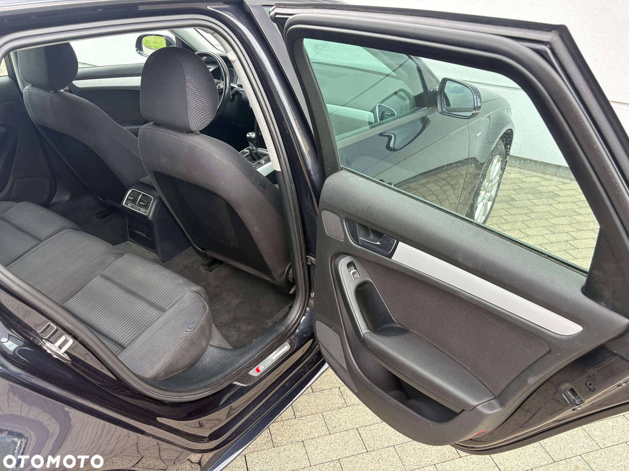 Audi A4 Avant 2.0 TDI DPF clean diesel S line Sportpaket - 25