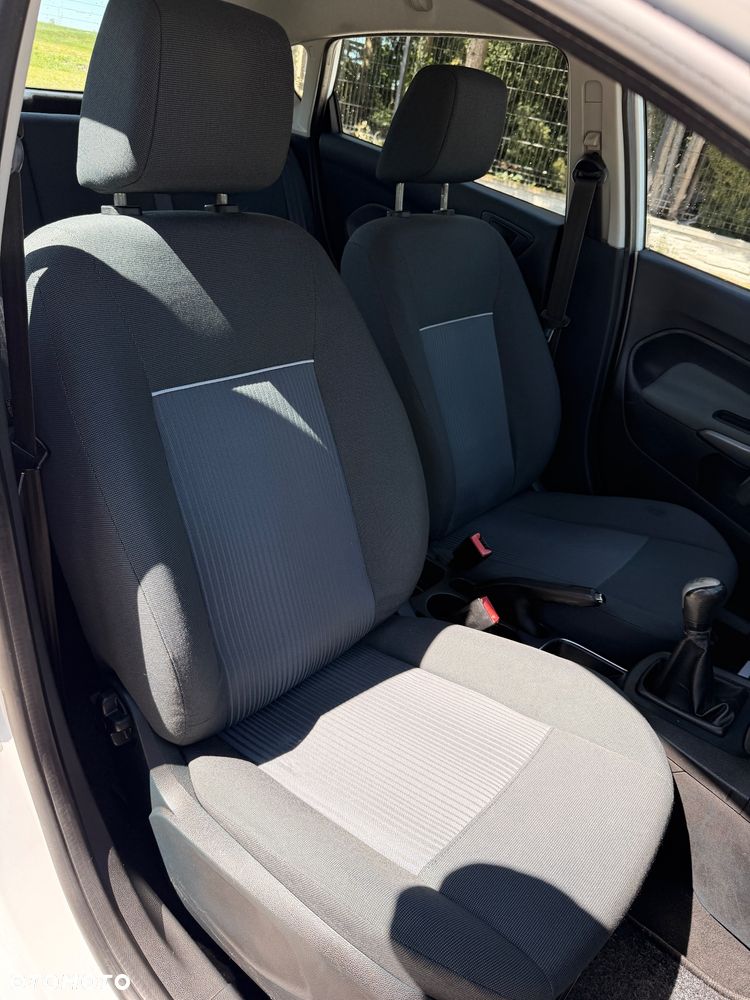 Ford Fiesta 1.25 SYNC Edition - 22