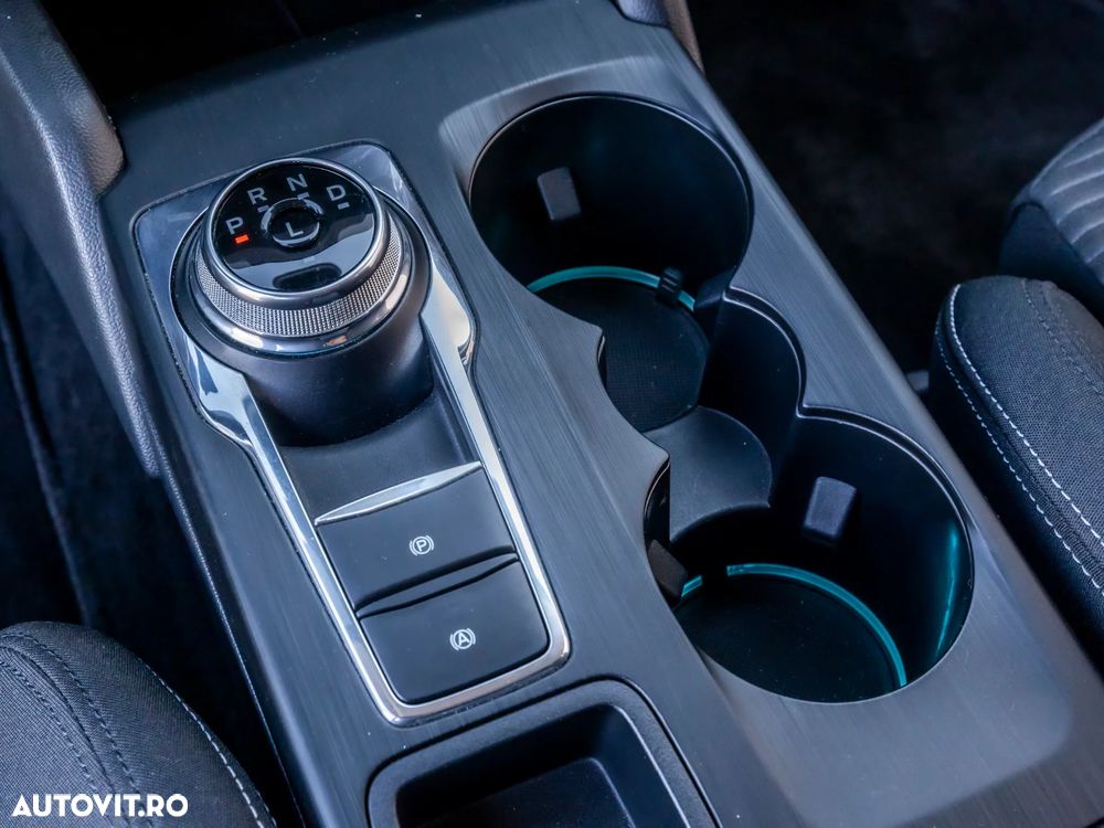 Ford Focus 1.5 EcoBlue Start-Stopp-System Aut. TITANIUM EDITION - 19