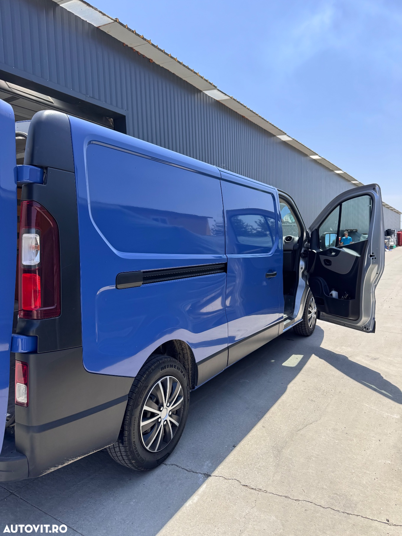 Renault Trafic - 9