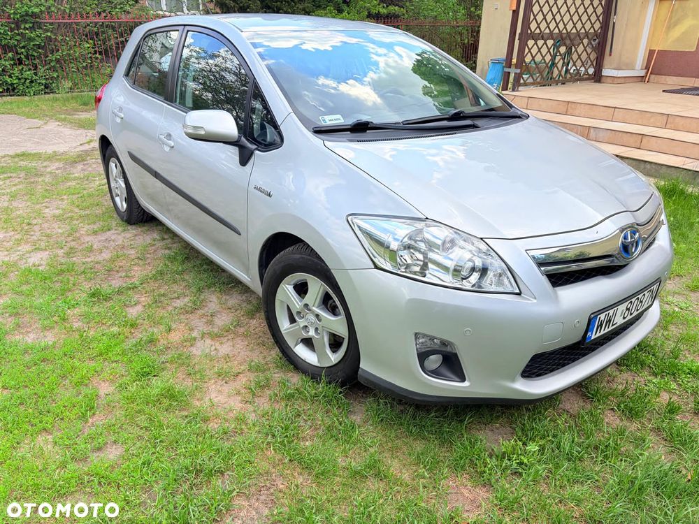 Toyota Auris 1.8 VVT-i Automatik Edition - 1