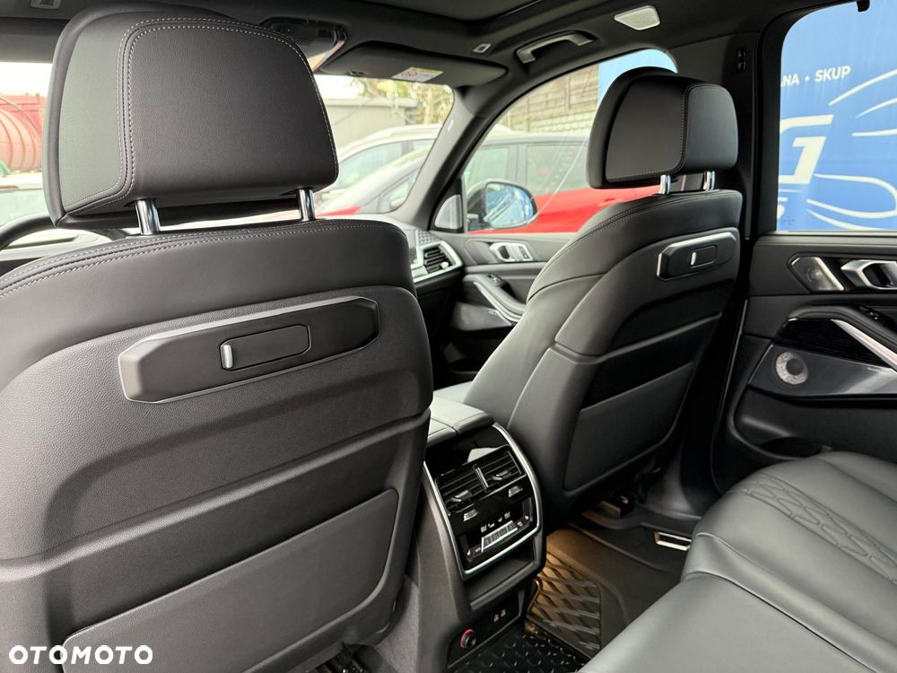 BMW X5 xDrive30d mHEV - 17