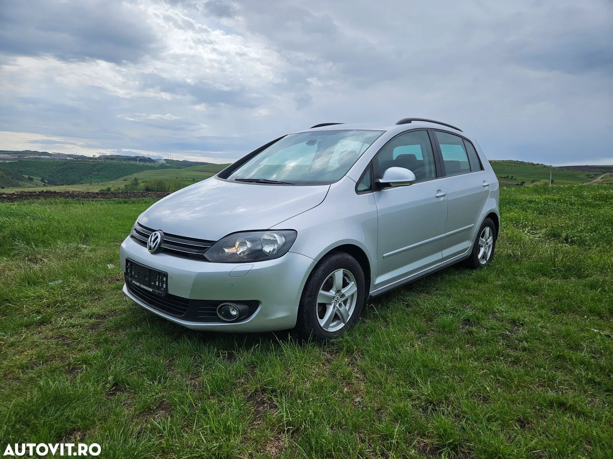 Volkswagen Golf Plus 1.2 TSI BlueMotion Technology Comfortline - 1