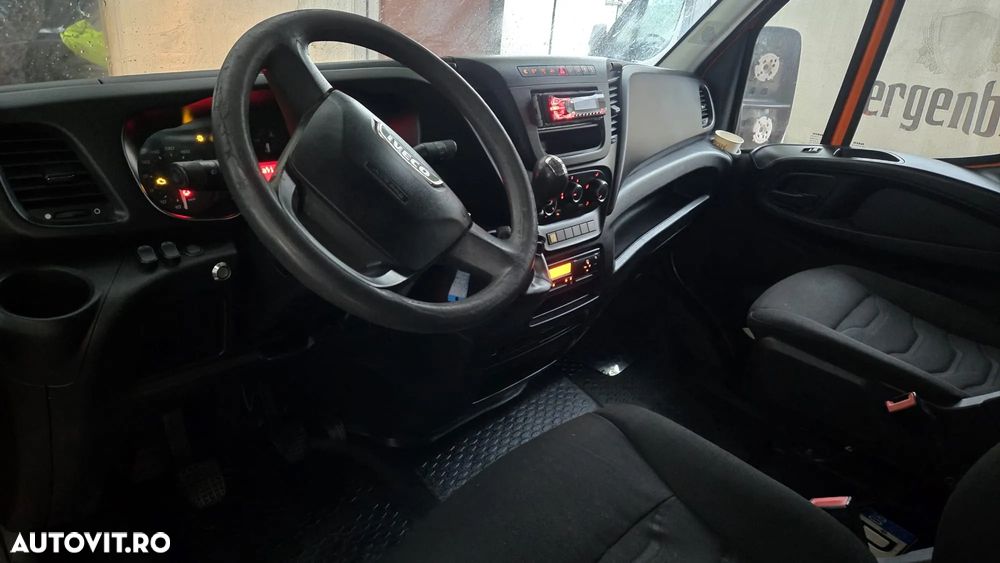 Iveco Daily 35-150 cu prelata si lift, cat B,  posibilitate leasing - 7