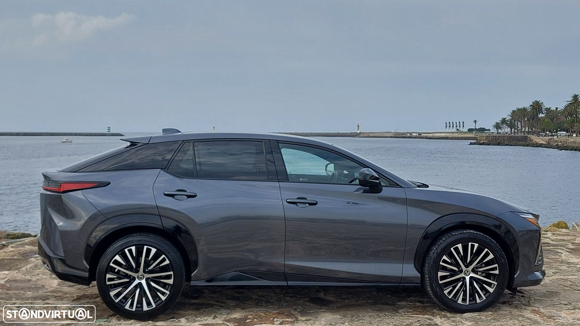 Lexus RZ 450e Luxury - 7