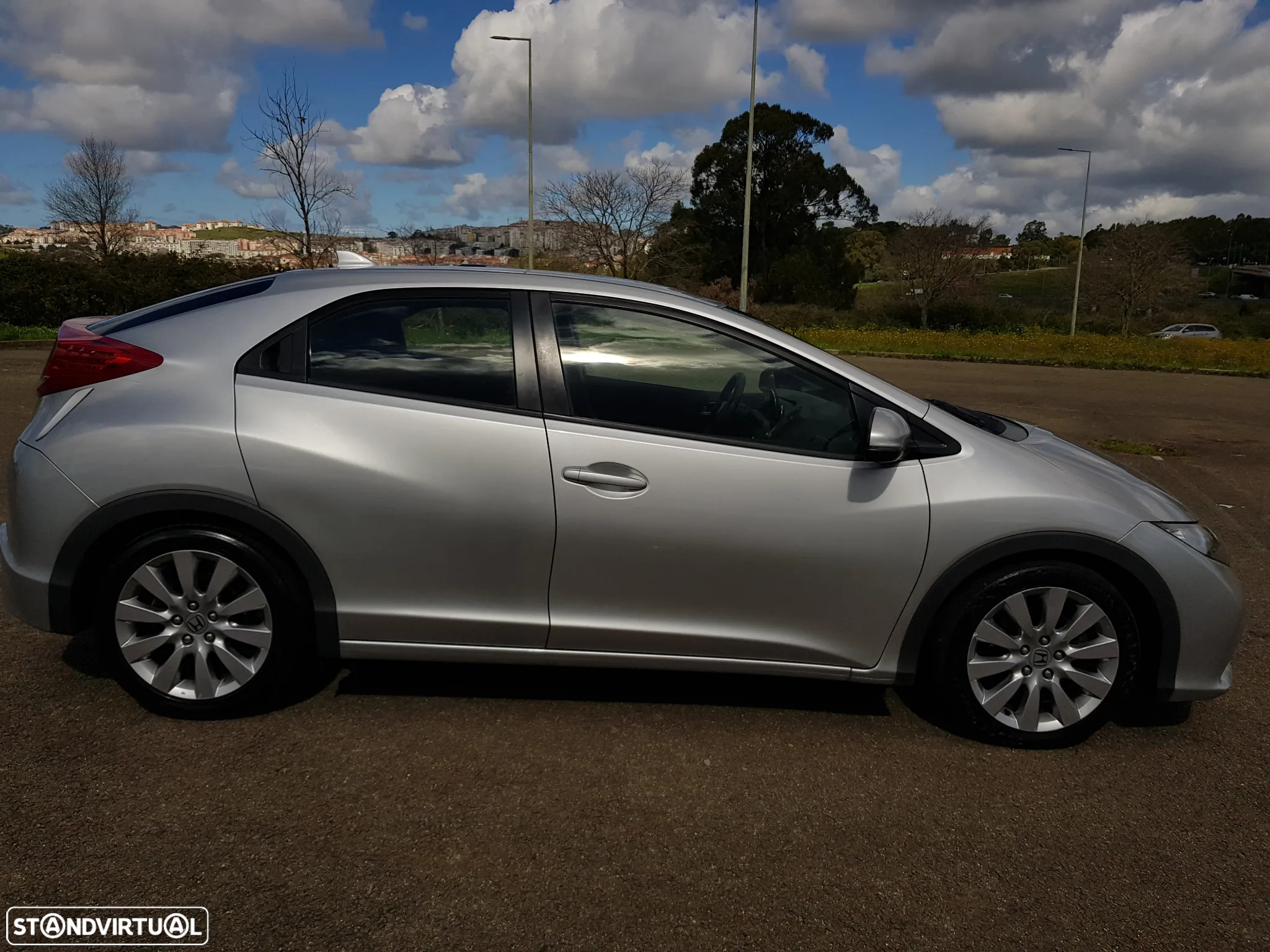 Honda Civic 1.6 i-DTEC Executive - 12