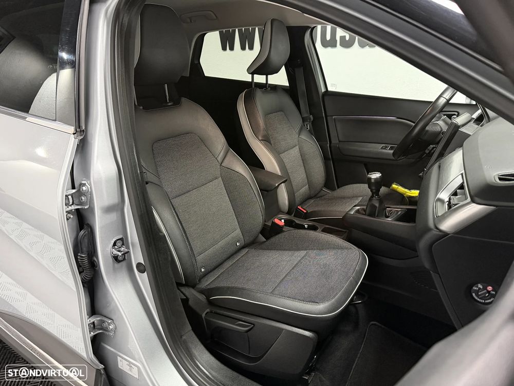 Renault Captur TCe 100 INTENS - 23