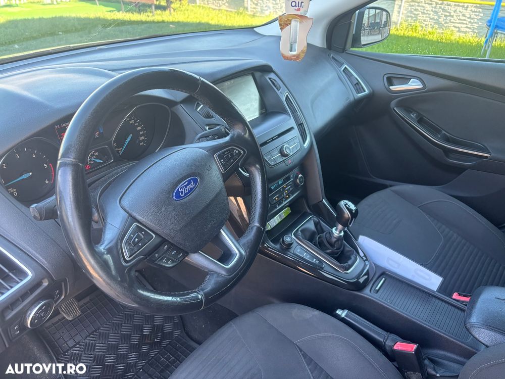 Ford Focus 1.5 TDCi DPF Start-Stopp-System Titanium - 27