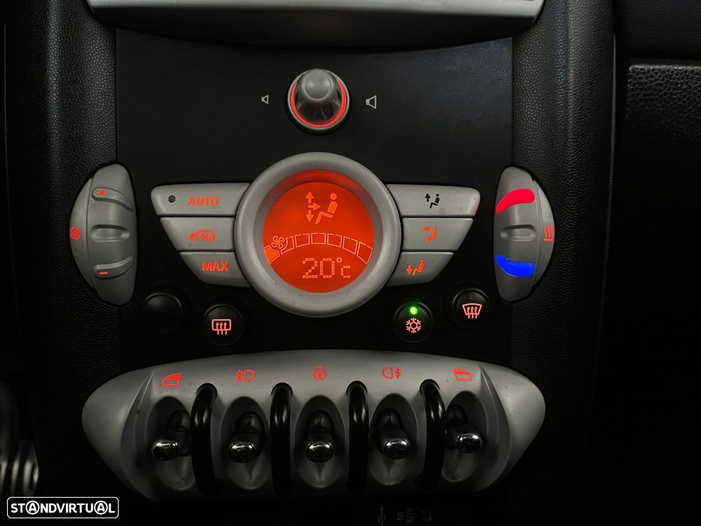 MINI 3 Portas Cooper D - 12