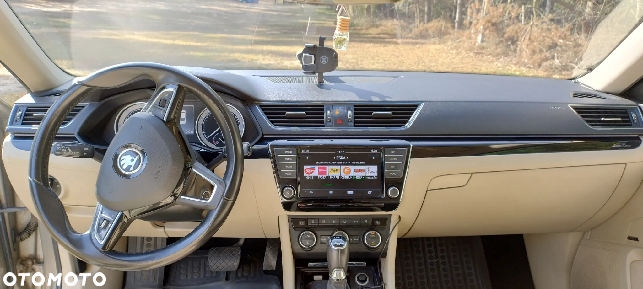 Skoda Superb 2.0 TDI L&K DSG - 12