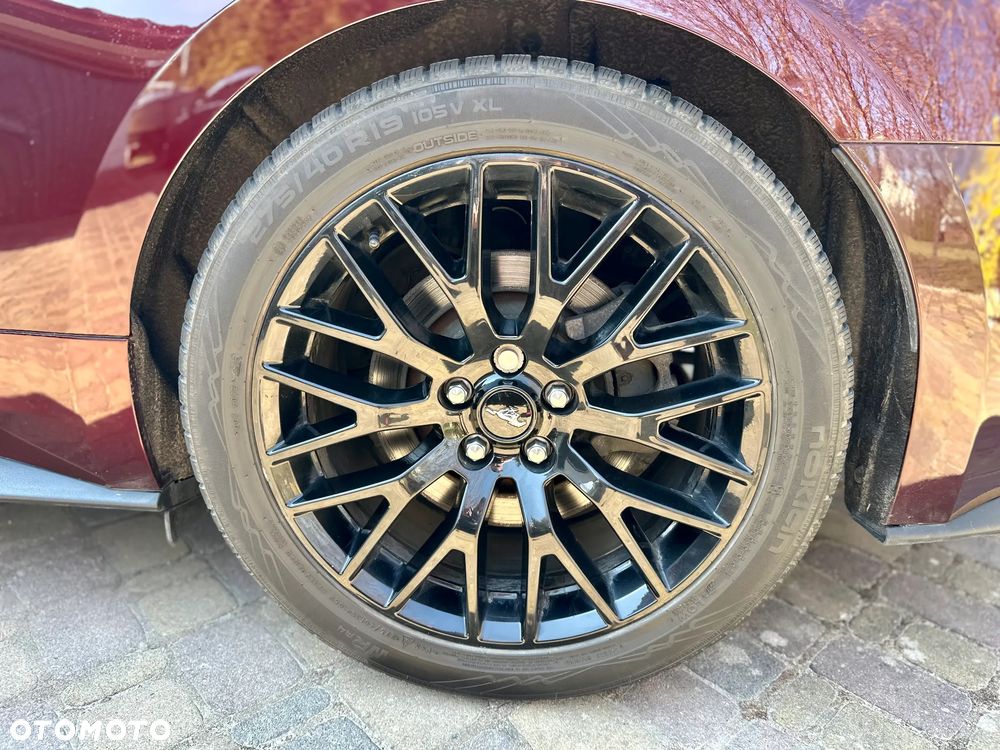 Ford Mustang - 10