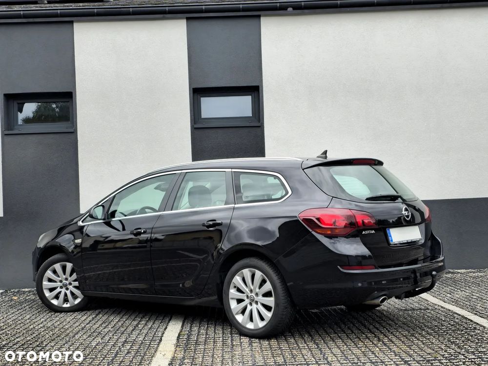 Opel Astra 1.4 T Cosmo - 8