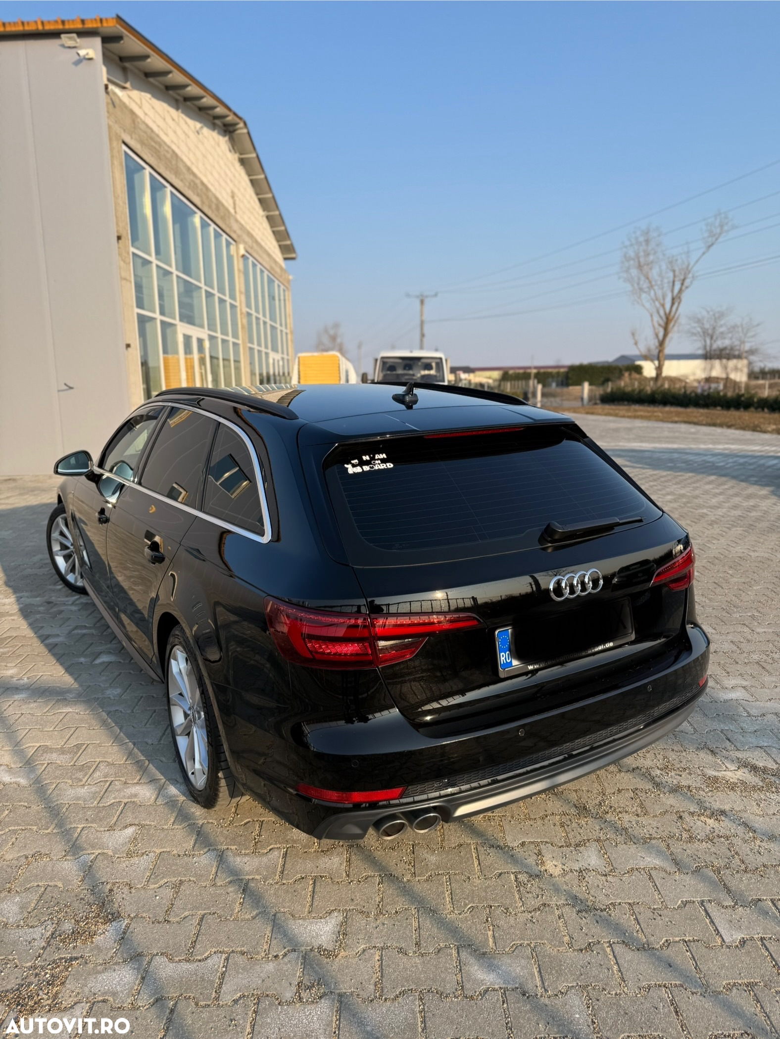 Audi A4 Avant 2.0 TDI ultra S tronic - 7
