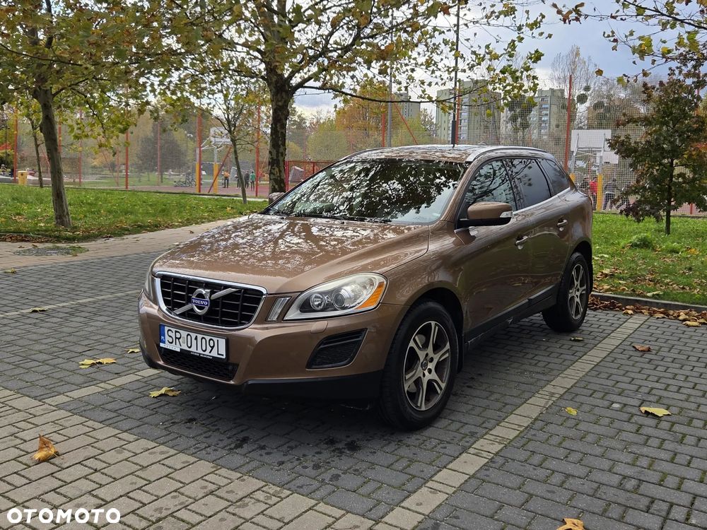 Volvo XC 60 D5 AWD Summum - 1