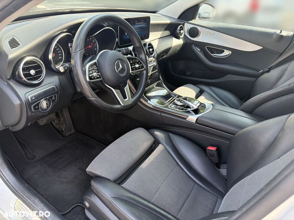 Mercedes-Benz C 180 Aut. - 11