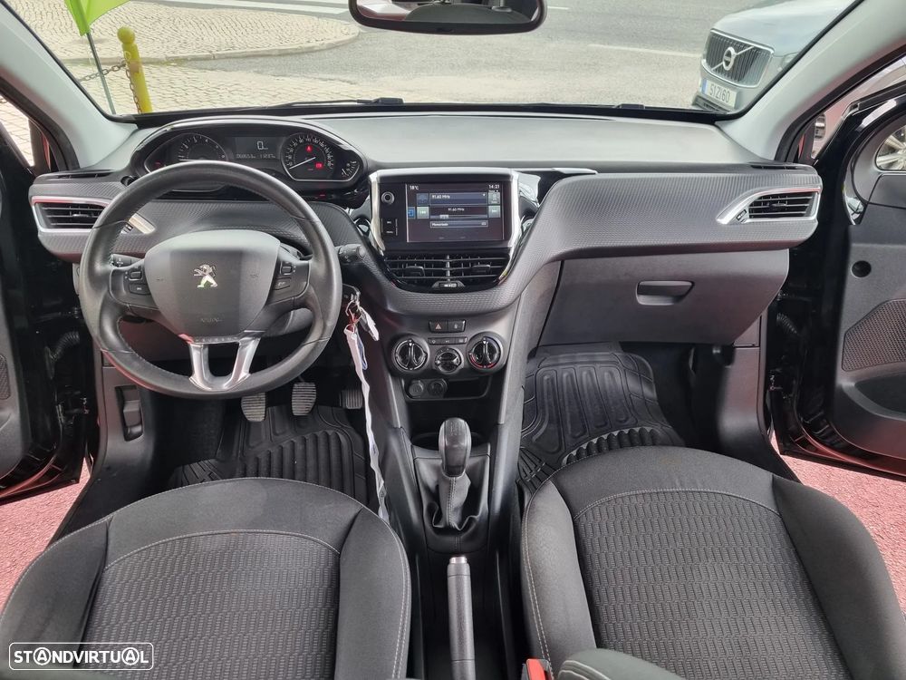 Peugeot 208 1.2 PureTech Style - 22