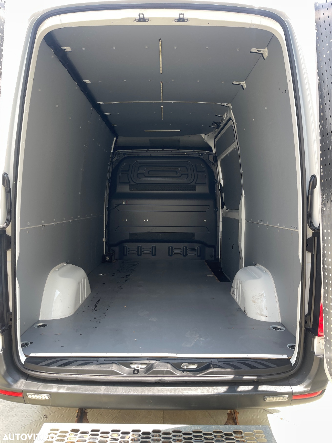 Mercedes-Benz Sprinter 316CDI  AUTOMAT MEDIU - 15