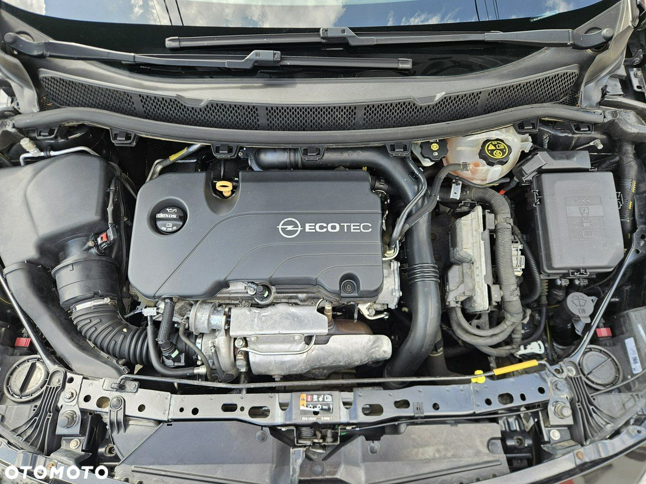 Opel Astra 1.4 Turbo Dynamic - 37