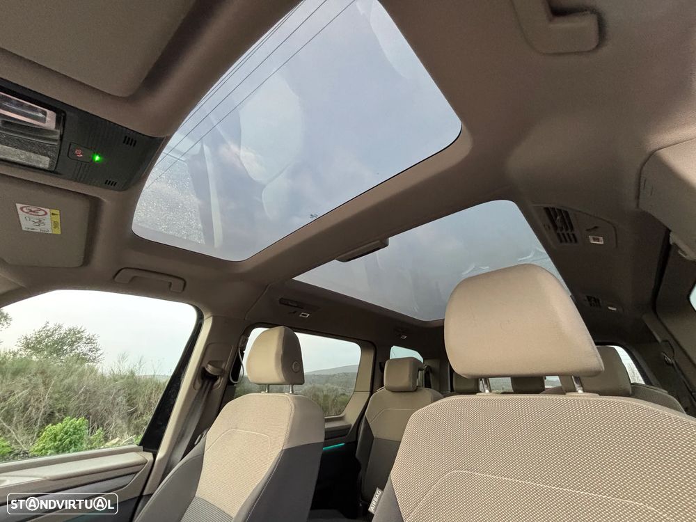 VW Multivan 2.0 TDI Life DSG - 7