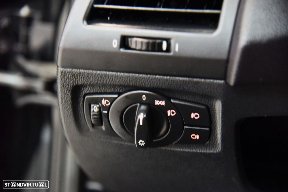 BMW 116 i Lifestyle - 14