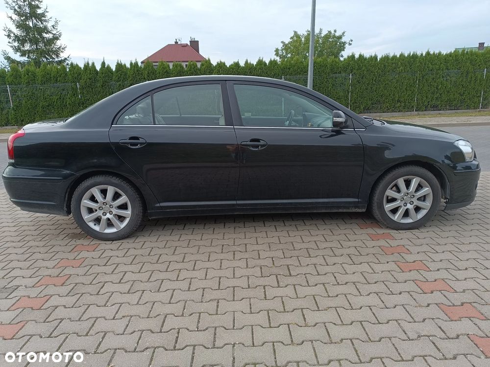 Toyota Avensis 2.0 D-4D Sol - 5