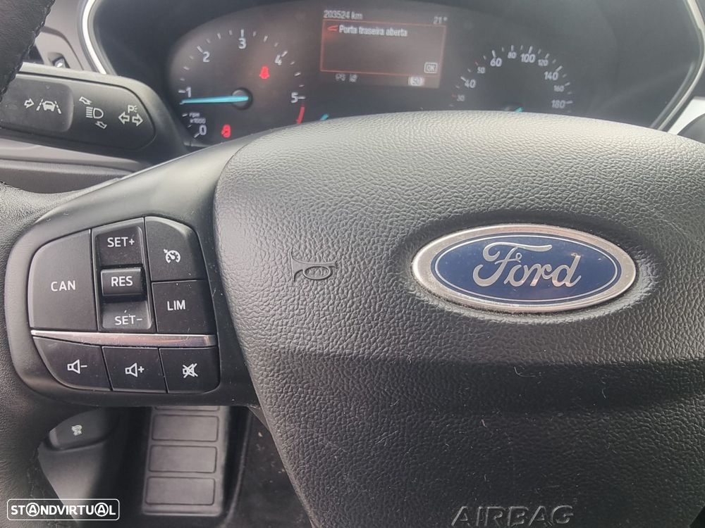 Ford Focus SW 1.5 TDCi EcoBlue Active - 18