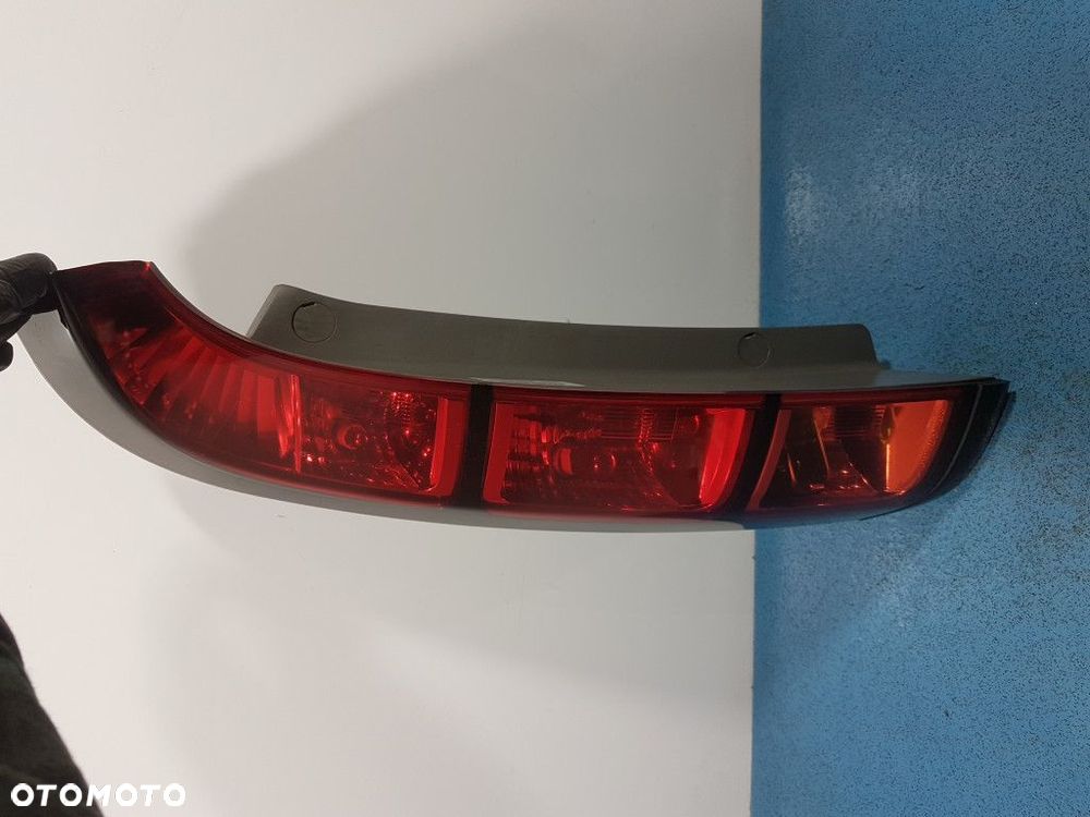 HONDA STREAM I LIFT LAMPA TYŁ LEWA ZEWNĘTRZNA - 1